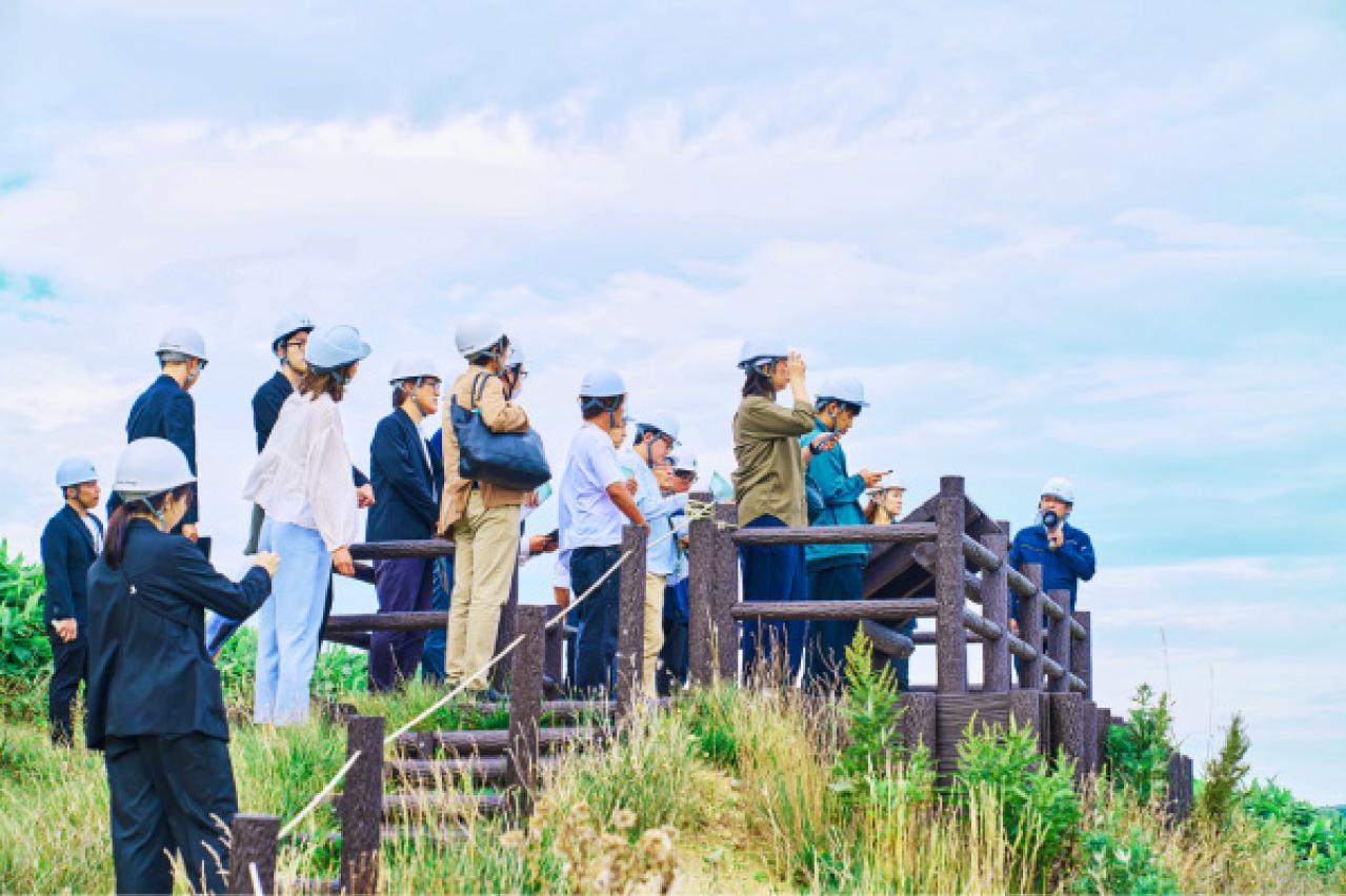 「Audi Sustainable Future Tour Hokkaido」を開催 ゼロカーボンシティを目指す北海道を電気自動車 e-tronで巡る