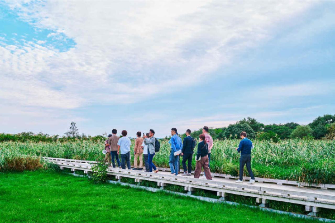 「Audi Sustainable Future Tour Hokkaido」を開催 ゼロカーボンシティを目指す北海道を電気自動車 e-tronで巡る